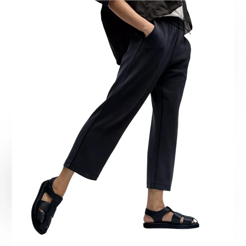 Lululemon Softstreme High-rise Straight Cropped Pant Sz 2 Black